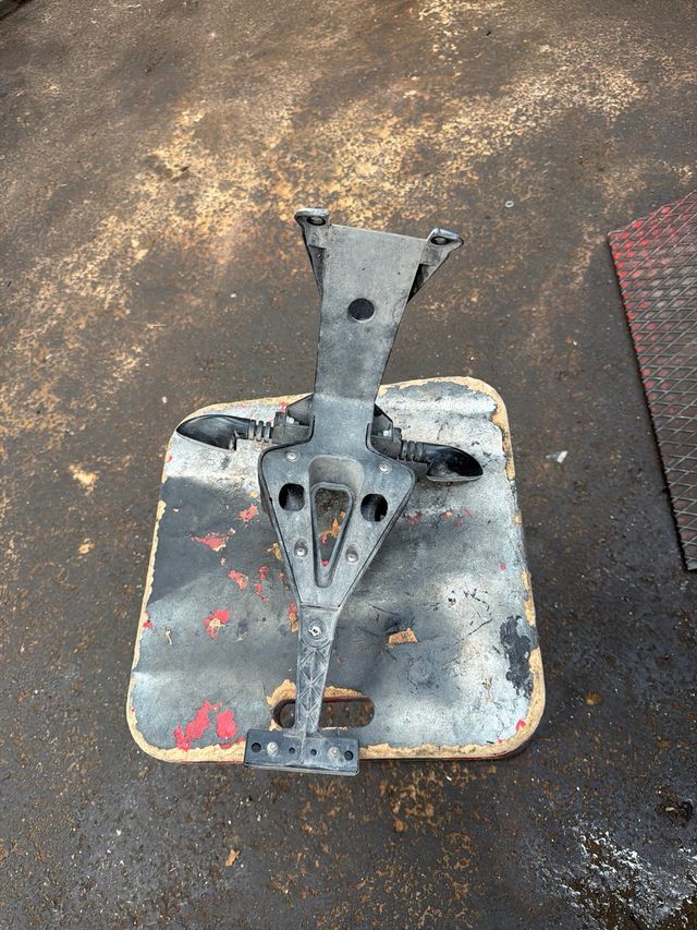 Portamatrículas Aprilia RS 125 2022