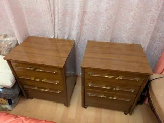 Cómoda con espejo y Mesitas de Noche Madera