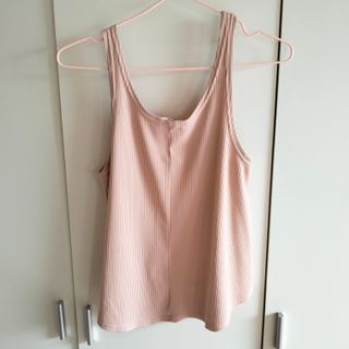 Camiseta tirantes rosa