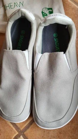 Zapatillas Saguaro gris y Blancas