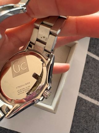 Reloj Guess Collection Plata