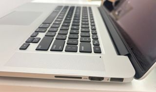 MacBook Pro 15” Retina (2013) – i7/ 16GB RAM/500GB