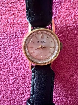 Invicta Reloj Vintage Dorado