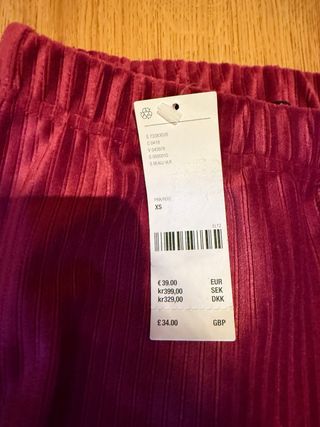 Pantalón acampanado Urban Outfitters Talla XS