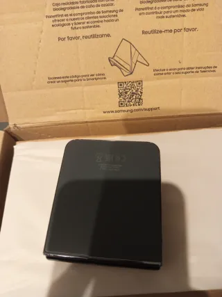 Samsung Galaxy Z Flip 4 Nero