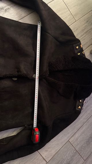 Abrigo Mouton Moschino Talla L