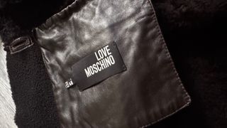 Abrigo Mouton Moschino Talla L