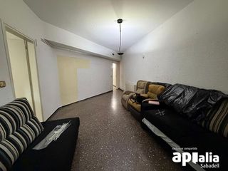 Piso en venta en Creu Alta en Sabadell