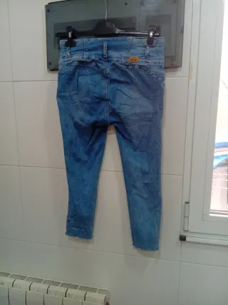 Pantalón Pirata Vaquero Denim Talla 38