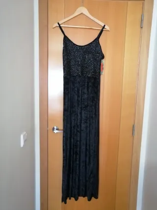 Vestido Negro Terciopelo Brillantina.