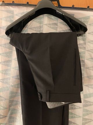 Traje de hombre en gris oscuro (Talla L) - NUEVO