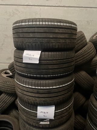 Neumáticos 235/40/19 96y