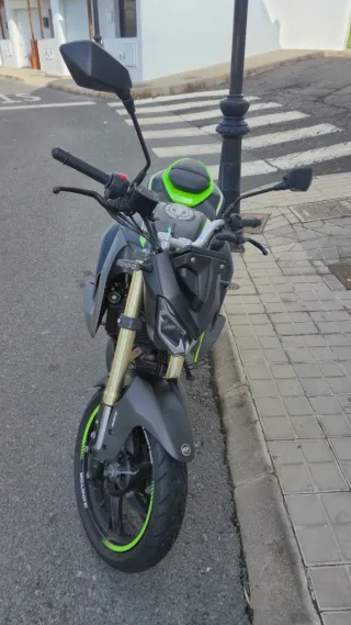 Moto 125cc 2023  como nueva