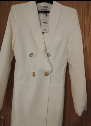 Chaqueta talla S Stradivarius Blanca