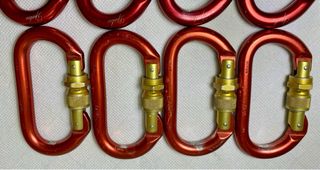 Lote 11 Mosquetones Lucky Speleo