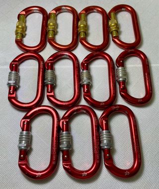 Lote 11 Mosquetones Lucky Speleo