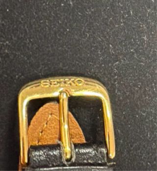 Reloj Seiko Clásico Dorado y Negro