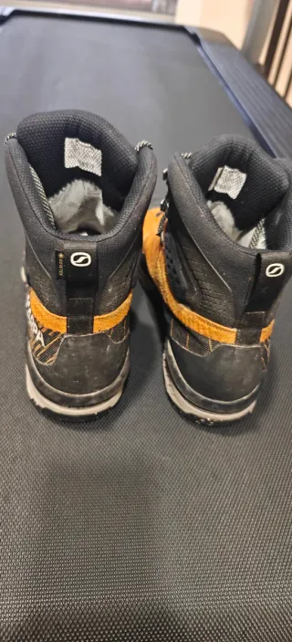 Botas Montaña Scarpa Mescalito TRK GTX