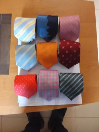 Lote de 9 corbatas de vestir