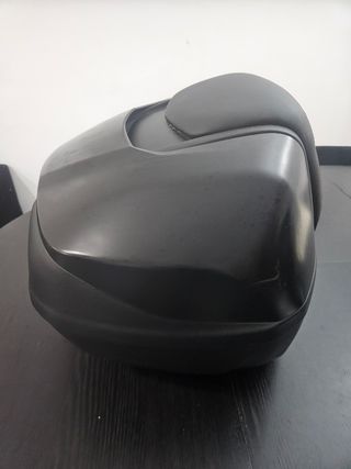 Baúl Piaggio original con respaldo
