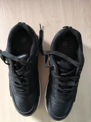 Zapatillas deportivas chica talla 37