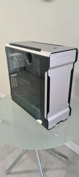 PC Gaming 6900XT / 32GB RAM / R7 3700X