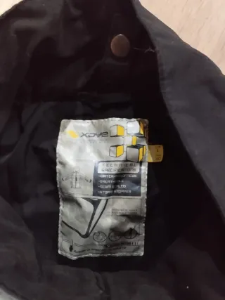 Cazadora Pull&Bear verde oliva