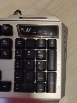 Teclado Gaming PLAY Metal/Aluminio