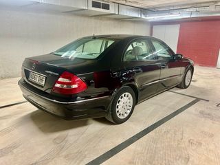 Mercedes-Benz E200 Kompressor Elegance 2005 156300