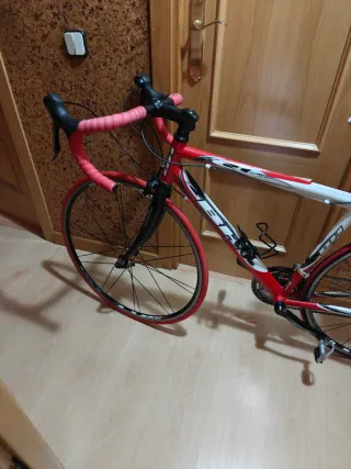 Bicicleta de carretera700