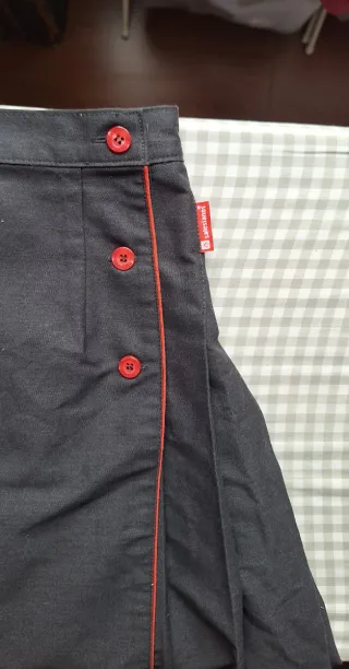 Falda  Salesianos Talla 14