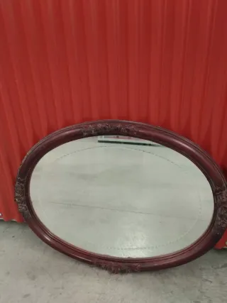 Specchio Ovale Antico in Legno