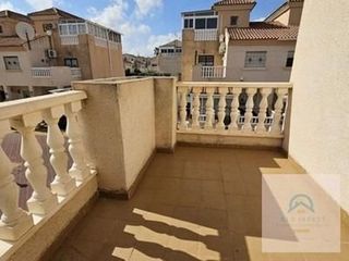 Chalet en venta en La Siesta - El Salado - Torreta en Torrevieja