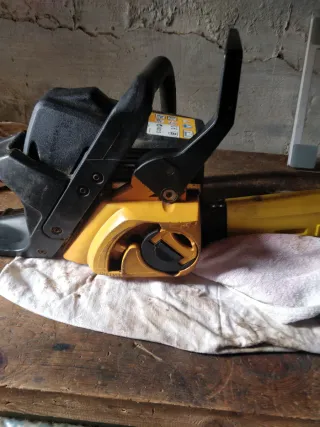 Motosierra McCulloch Dakota 442