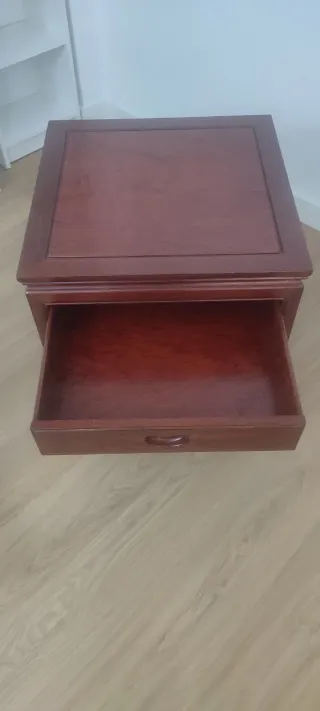 Mesa auxiliar oriental madera marrón,dos mesas,