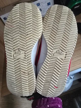 Zapatillas Nike Mujer Blancas y Rojas