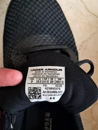 Zapatillas Under Armour Negras