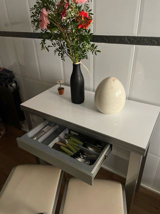 Mesa extensible con 2 sillas