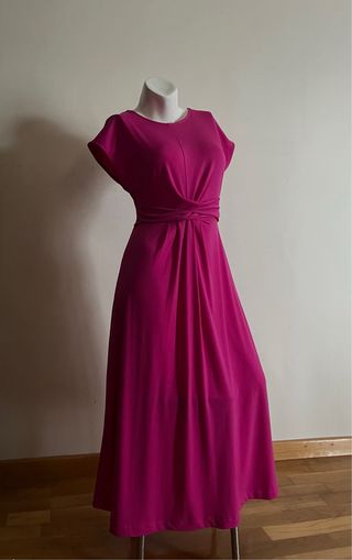 Vestido nudo en cintura falda evasé nuevo