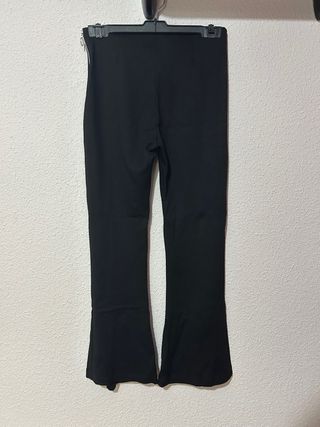 Pantalones negros con perlas talla M Bershka nuevo