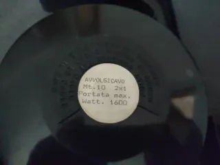 Enrollacables alargador rojo