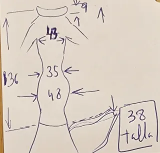 Vestido de novia de seda. Marca Rosa Clará