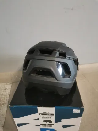 Casco Bluegrass Rogue Talla L