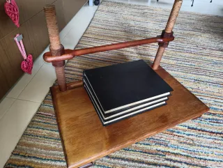 Bastidor antiguo para coser encuadernar libros