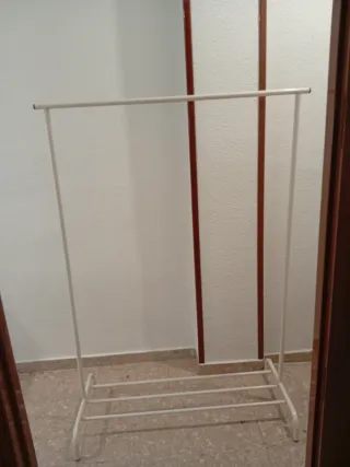 Burra perchero color beige