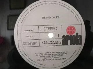 Maxi Single Blind Date Your Heart Keeps Burning