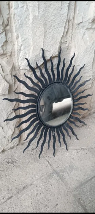 Specchio Sole in Metallo Nero