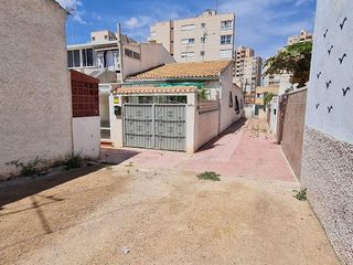 Chalet en venta en Nueva Torrevieja - Aguas Nuevas en Torrevieja