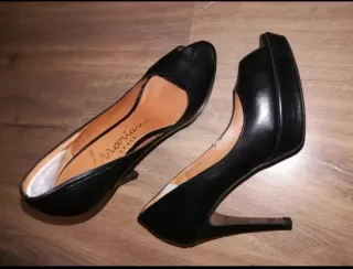 Zapatos tacón Peep toes piel negros 37
