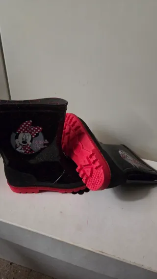 Botas de agua niña negras y rojas talla 30/31